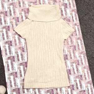 Cream wool blend short sleeve knit turtleneck sweater M soft fuzzy Ruby Moon